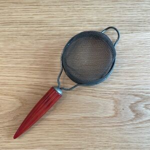 VTG Red Handled Bakelite Mesh Strainer Sifter MCM Made in USA Androck